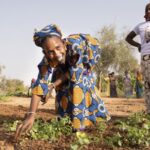 Travail de Soins Non Rémunéré et Action Climatique : Le Rôle Crucial des Femmes dans les Zones Rurales